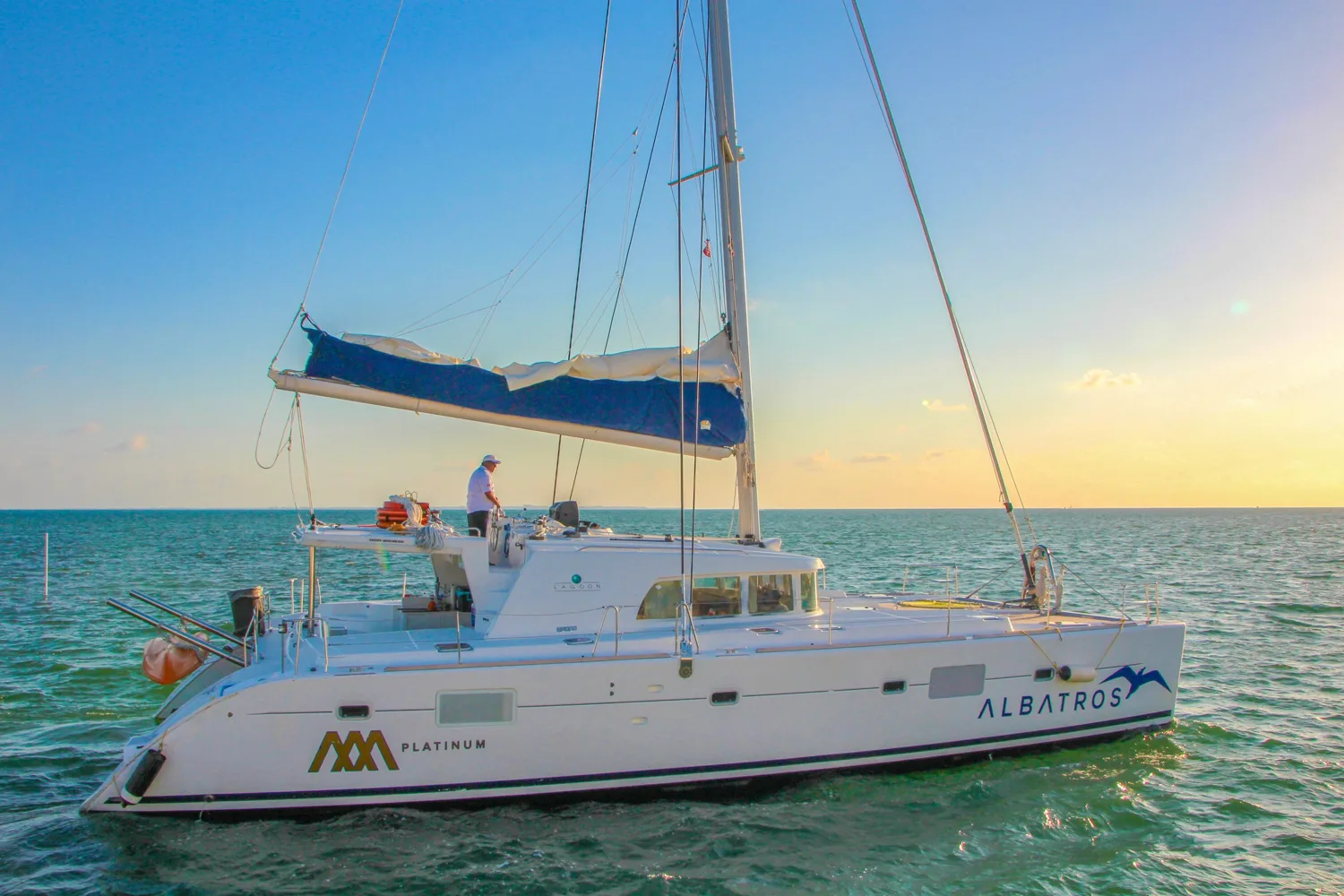 Lagoon 500 Antonio – PLATINO / 45 pax — photo 3