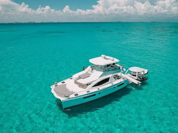 CATAMARAN 51 FT — photo 1