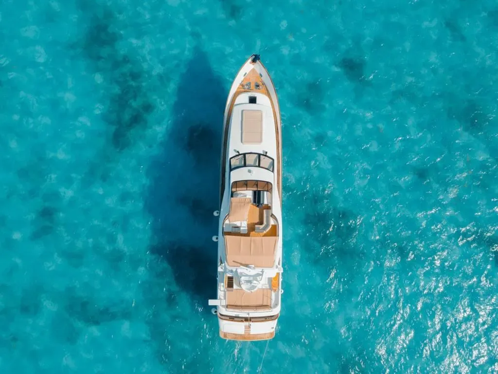 Azimut 100 “ — photo 5