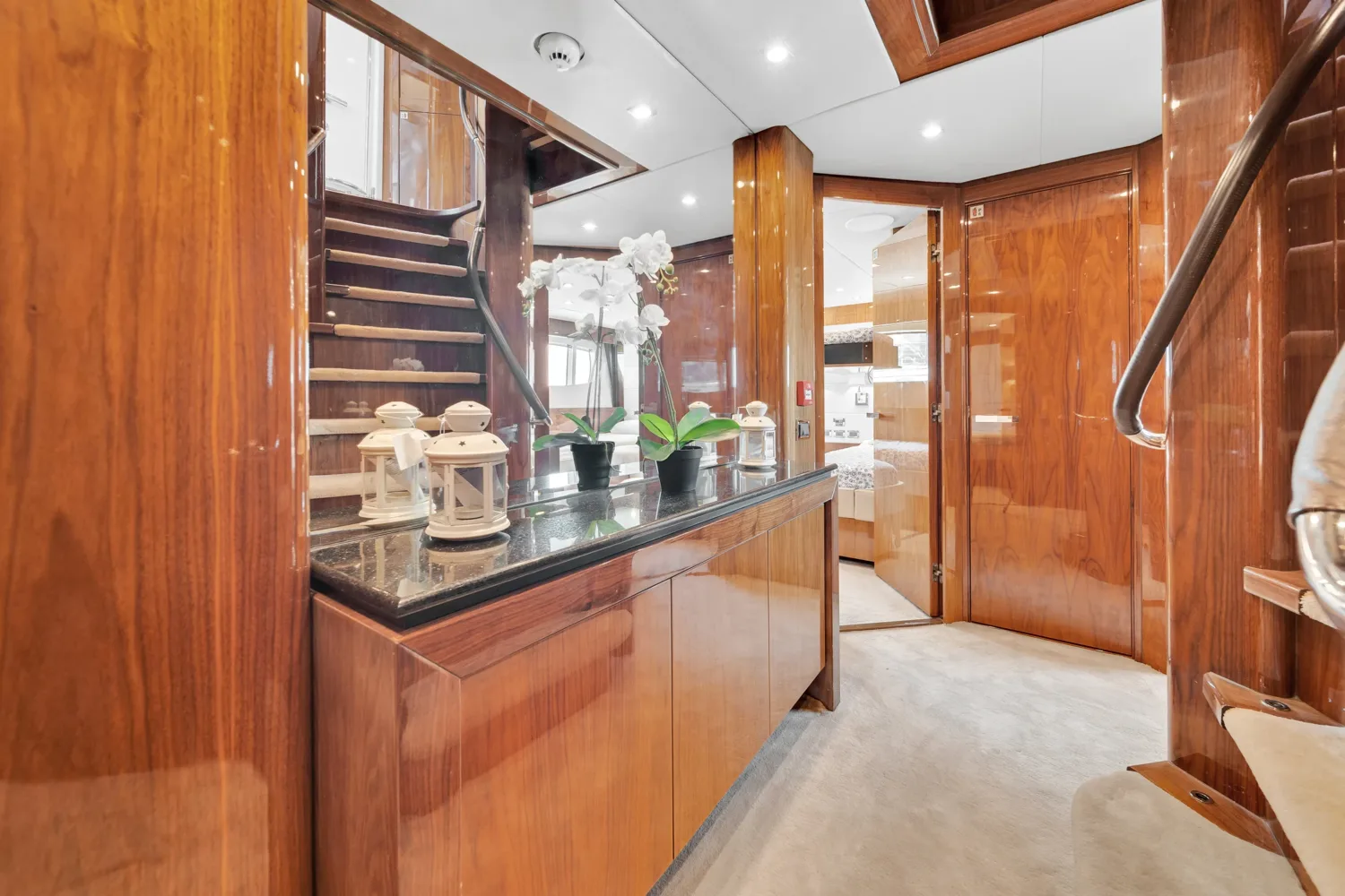 Charter 120 "Viva la Vida" — photo 14