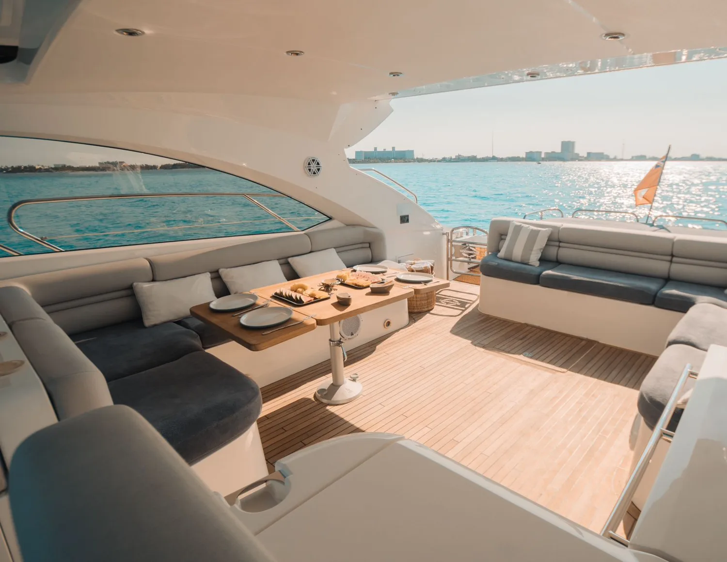 Sunseeker 64 — photo 22