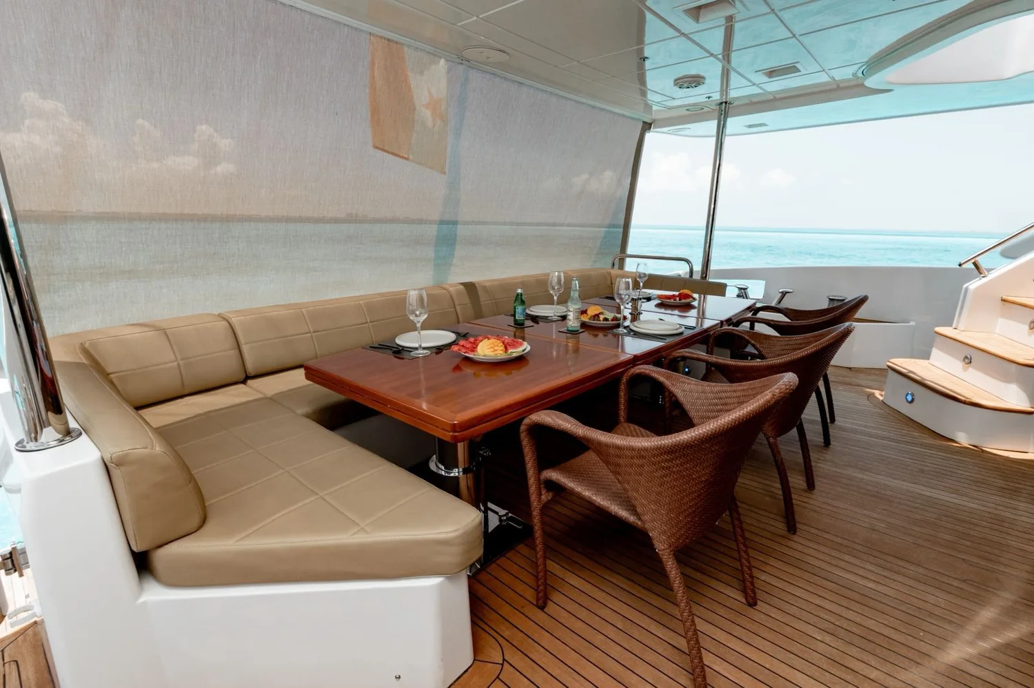 Azimut 100 — photo 6