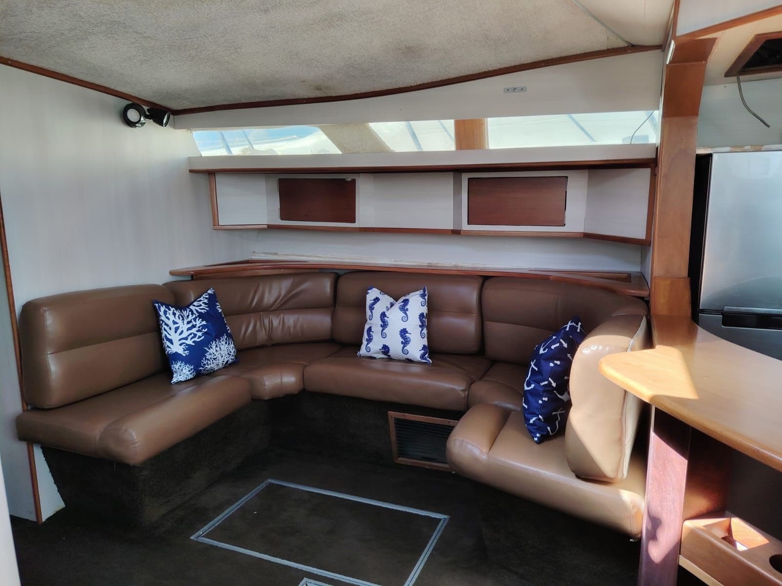 Indoor lounge