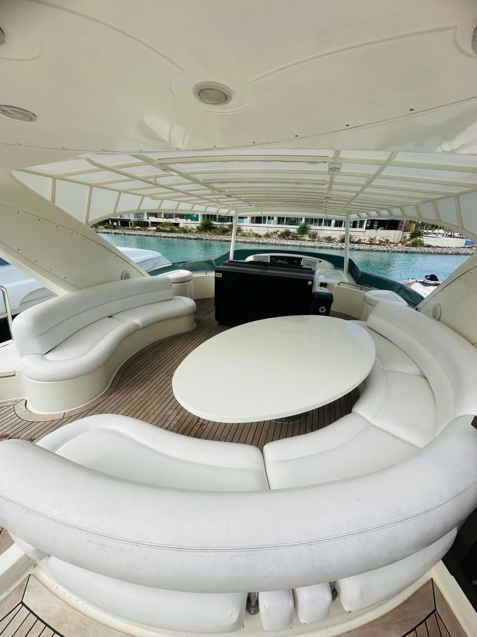 Asientos de cubierta superior — Azimut 85