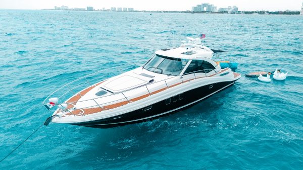 33.SEARAY 52FT