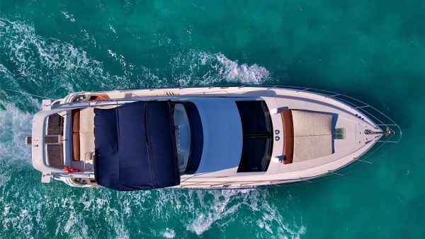 27.STINGRAY 60ft - Image 8